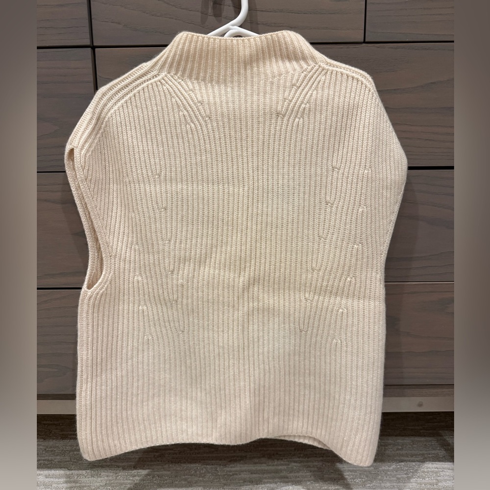 BANANA REPUBLIC Ivory Cashmere Blend Mock Turtleneck Sleeveless Sweater XS/S
